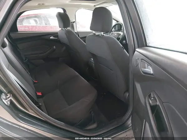 1FADP3H27HL260755 2017 FORD FOCUS - Image 8