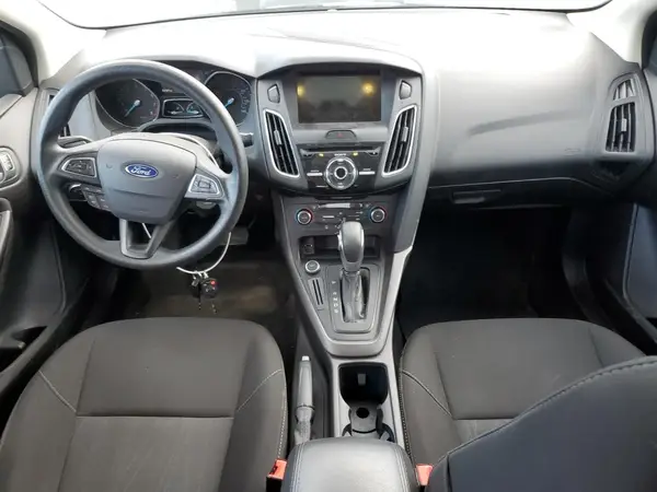 1FADP3H27HL261758 2017 FORD FOCUS - Image 8