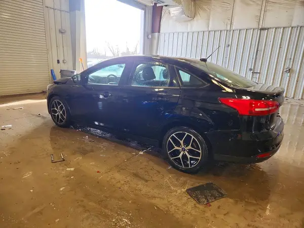1FADP3H27HL319304 2017 FORD FOCUS - Image 2