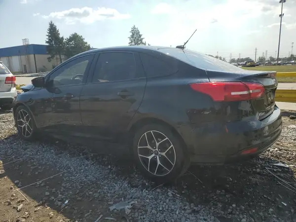 1FADP3H27JL235389 2018 FORD FOCUS - Image 2