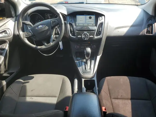 1FADP3H27JL235389 2018 FORD FOCUS - Image 8