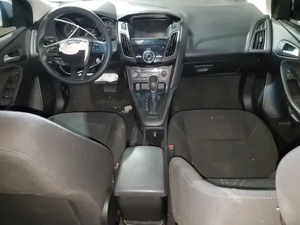 1FADP3H27JL240270 2018 FORD FOCUS - Image 8