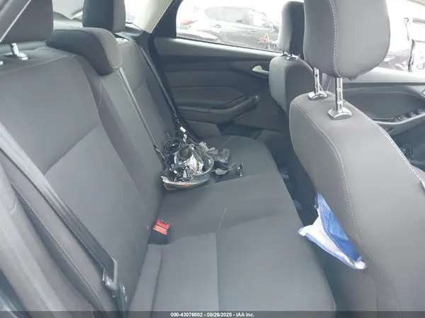 1FADP3H27JL244657 2018 FORD FOCUS - Image 8