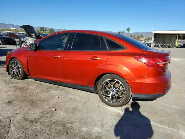 1FADP3H27JL249468 2018 FORD FOCUS - Image 2