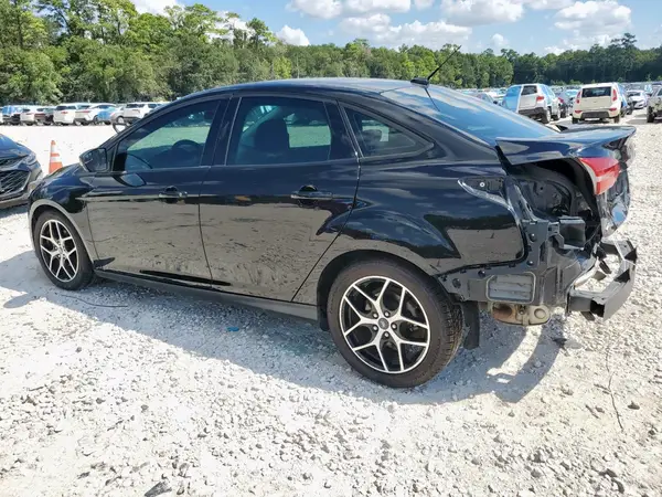 1FADP3H27JL268828 2018 FORD FOCUS - Image 2