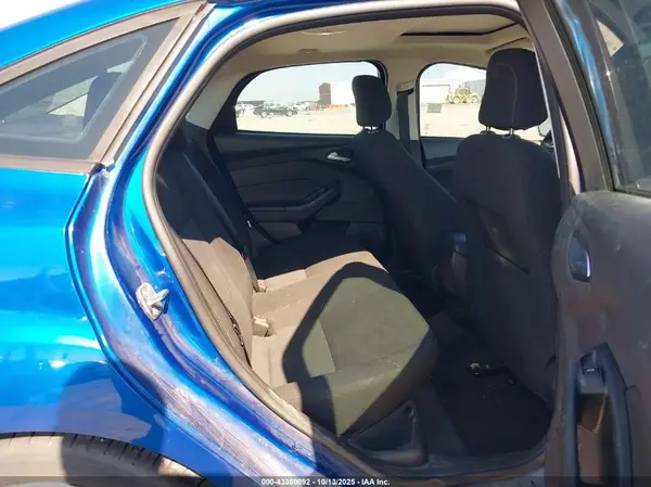 1FADP3H27JL286536 2018 FORD FOCUS - Image 8
