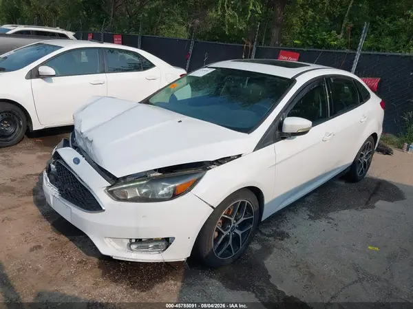 1FADP3H27JL301360 2018 FORD FOCUS - Image 2