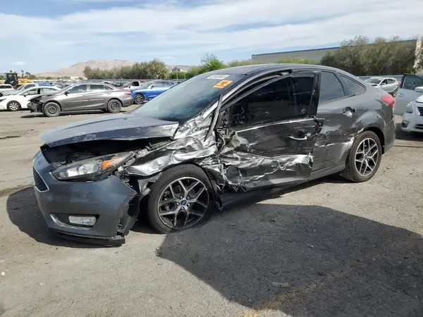 1FADP3H27JL304114 2018 FORD FOCUS - Image 1