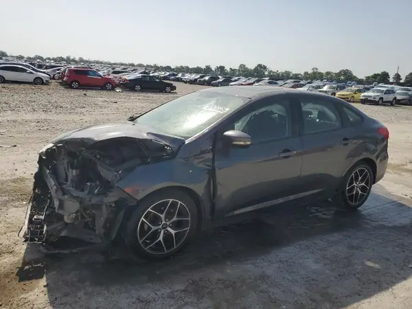 1FADP3H28HL202038 2017 FORD FOCUS - Image 1