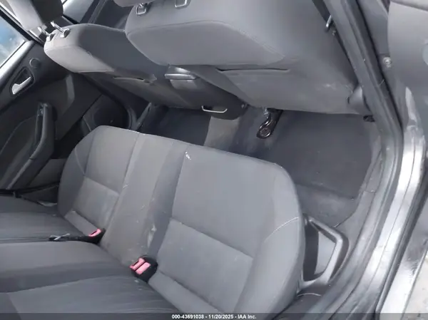 1FADP3H28HL222192 2017 FORD FOCUS - Image 8