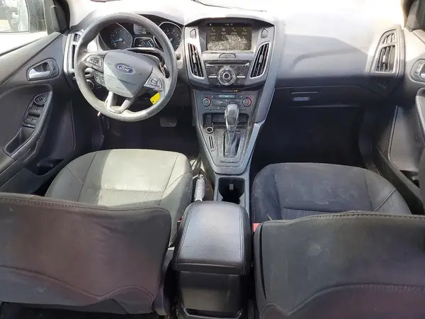 1FADP3H28HL227621 2017 FORD FOCUS - Image 8