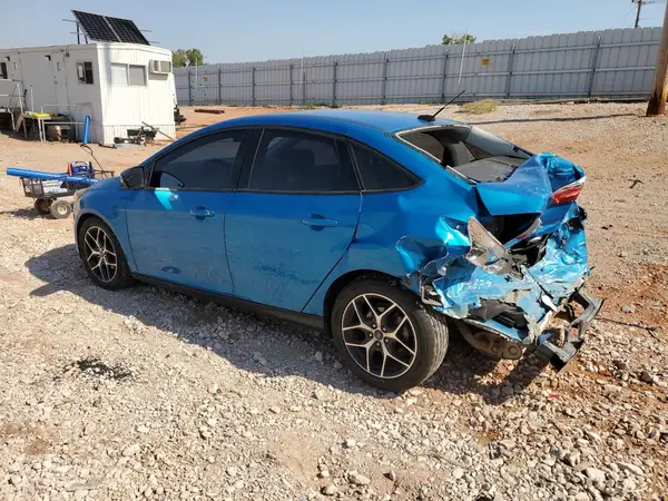 1FADP3H28HL237226 2017 FORD FOCUS - Image 2