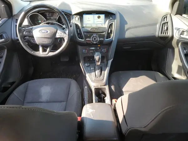 1FADP3H28HL243978 2017 FORD FOCUS - Image 8