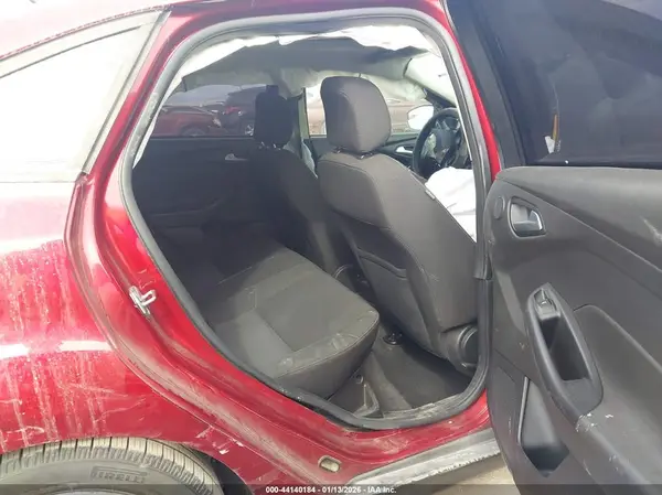 1FADP3H28HL244483 2017 FORD FOCUS - Image 8