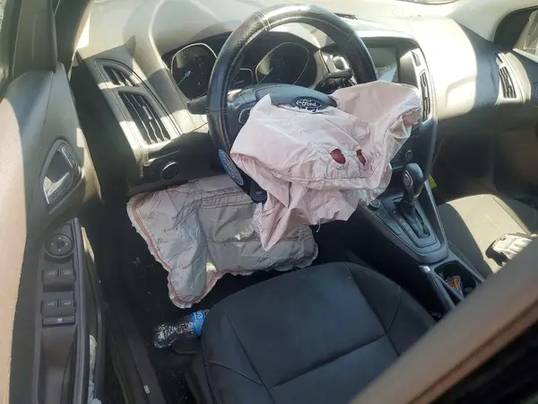1FADP3H28HL253331 2017 FORD FOCUS - Image 8