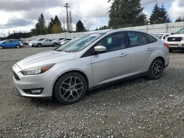 1FADP3H28HL256455 2017 FORD FOCUS - Image 1