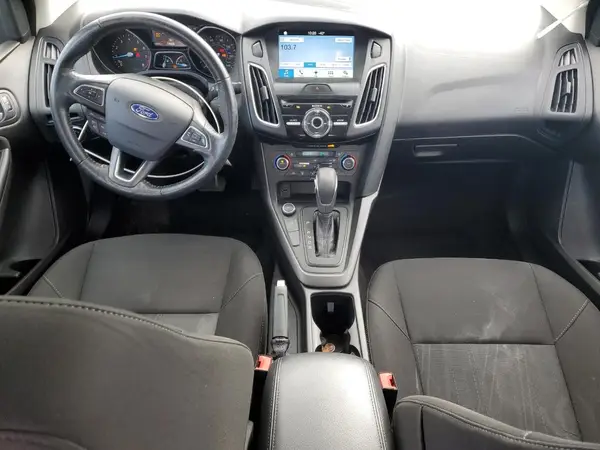 1FADP3H28HL256455 2017 FORD FOCUS - Image 8