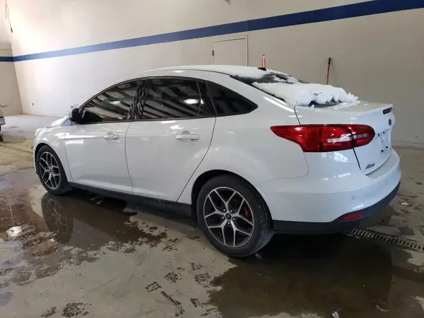 1FADP3H28HL260327 2017 FORD FOCUS - Image 2
