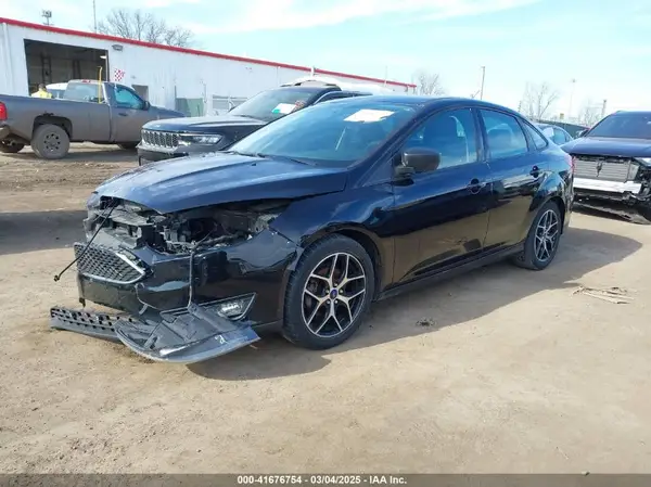 1FADP3H28HL272199 2017 FORD FOCUS - Image 2
