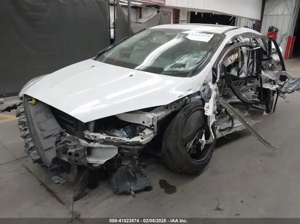 1FADP3H28HL287396 2017 FORD FOCUS - Image 2