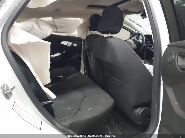 1FADP3H28HL287396 2017 FORD FOCUS - Image 8