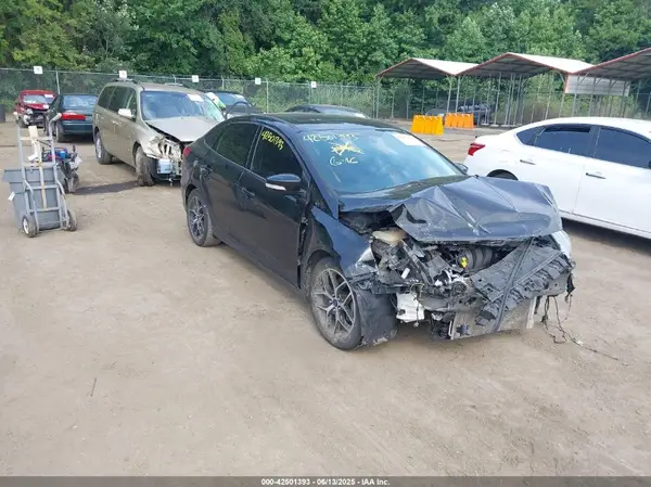 1FADP3H28HL289729 2017 FORD FOCUS - Image 1