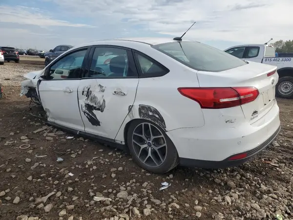 1FADP3H28HL302382 2017 FORD FOCUS - Image 2