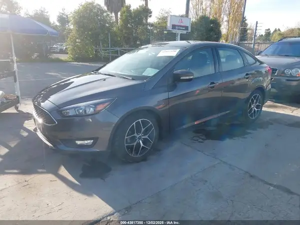 1FADP3H28HL304066 2017 FORD FOCUS - Image 2