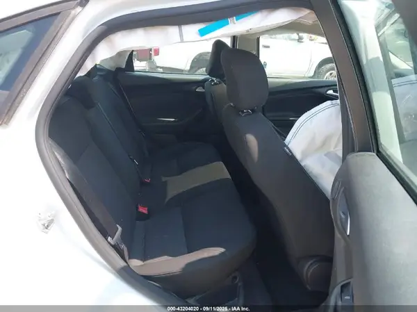 1FADP3H28HL337245 2017 FORD FOCUS - Image 8