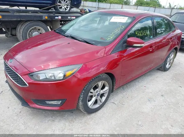 1FADP3H28HL340565 2017 FORD FOCUS - Image 2