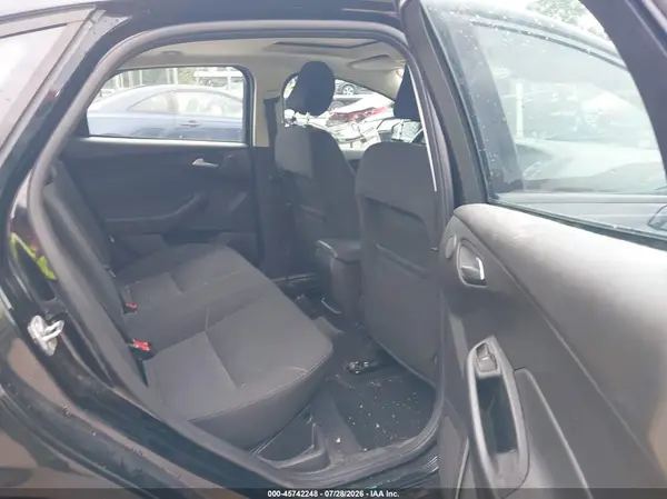 1FADP3H28HL345393 2017 FORD FOCUS - Image 8