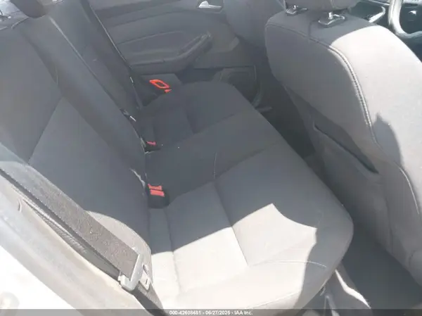 1FADP3H28JL202708 2018 FORD FOCUS - Image 8