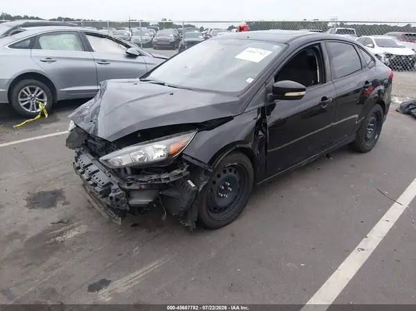 1FADP3H28JL222568 2018 FORD FOCUS - Image 2