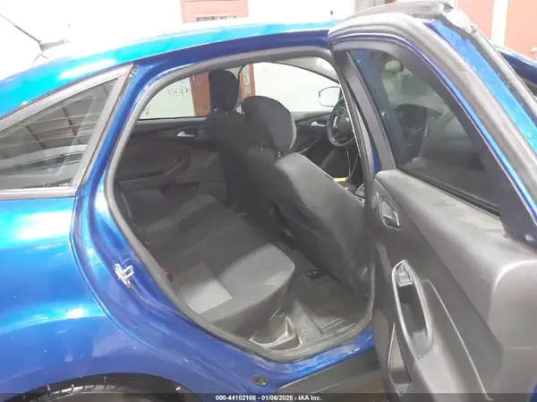 1FADP3H28JL230749 2018 FORD FOCUS - Image 8
