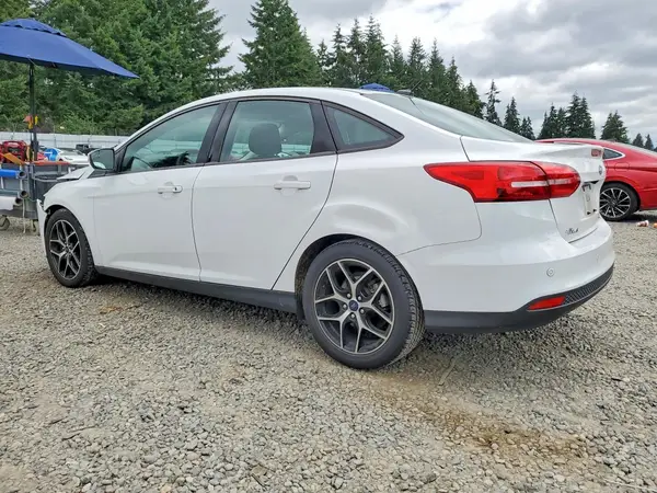1FADP3H28JL233652 2018 FORD FOCUS - Image 2