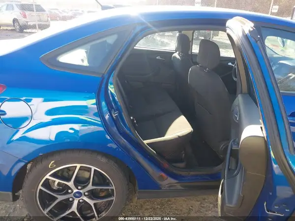 1FADP3H28JL238222 2018 FORD FOCUS - Image 8