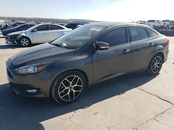 1FADP3H28JL244263 2018 FORD FOCUS - Image 1
