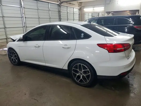 1FADP3H28JL255280 2018 FORD FOCUS - Image 2
