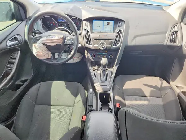 1FADP3H28JL255280 2018 FORD FOCUS - Image 8