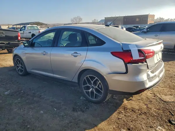 1FADP3H28JL258146 2018 FORD FOCUS - Image 2