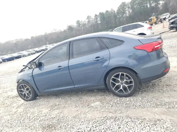 1FADP3H28JL265288 2018 FORD FOCUS - Image 2