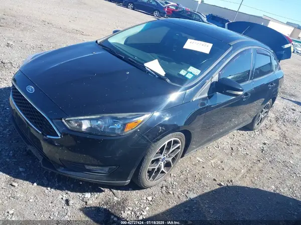 1FADP3H28JL267610 2018 FORD FOCUS - Image 2