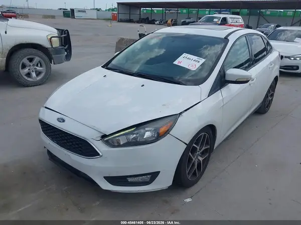 1FADP3H28JL293298 2018 FORD FOCUS - Image 2