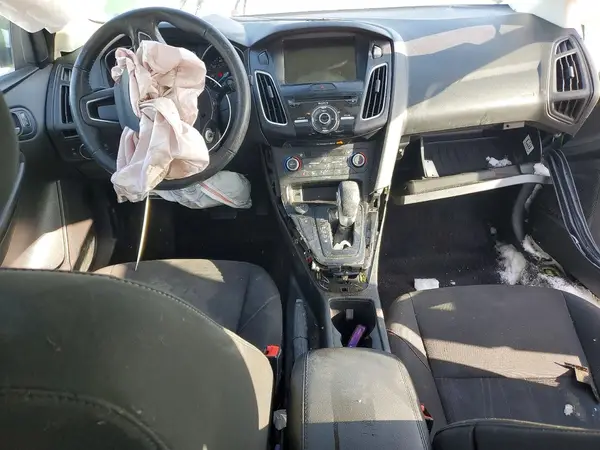1FADP3H28JL300931 2018 FORD FOCUS - Image 8