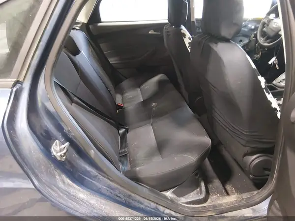 1FADP3H28JL319074 2018 FORD FOCUS - Image 8