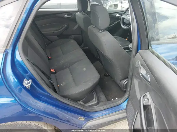 1FADP3H28JL319219 2018 FORD FOCUS - Image 8
