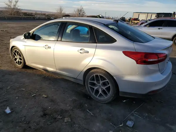 1FADP3H29HL205661 2017 FORD FOCUS - Image 2