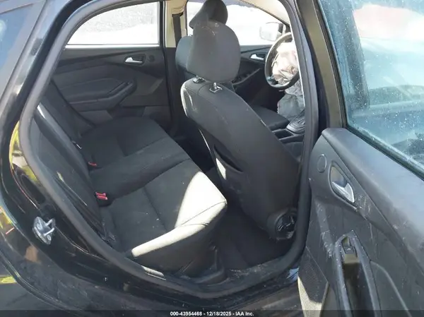 1FADP3H29HL224971 2017 FORD FOCUS - Image 8