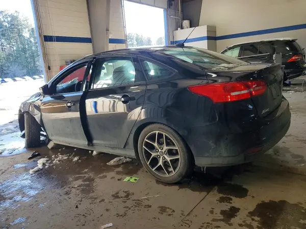 1FADP3H29HL242564 2017 FORD FOCUS - Image 2
