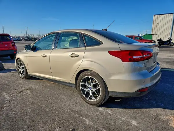 1FADP3H29HL256478 2017 FORD FOCUS - Image 2